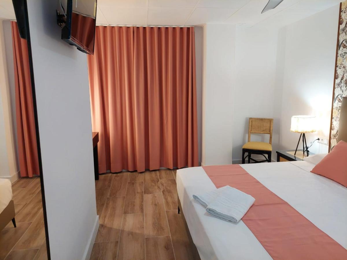 Hostal Garden Rous Paiporta المظهر الخارجي الصورة